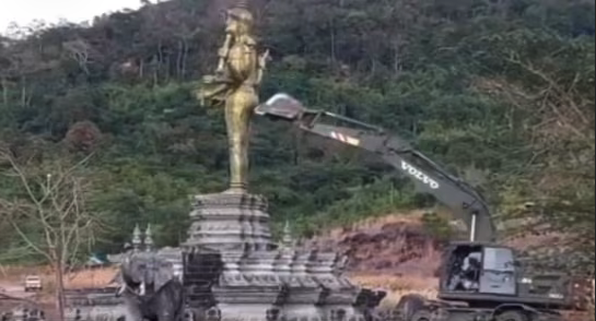 Cambodia mein Bhagwan Vishnu ki Pratima dhwans