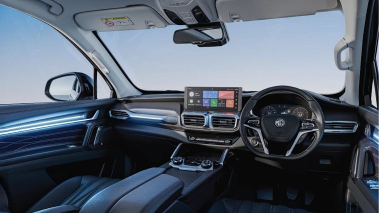 MG Majestor interior dashboard