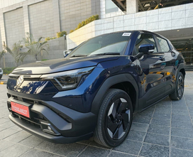 Maruti e Vitara colour options dual tone